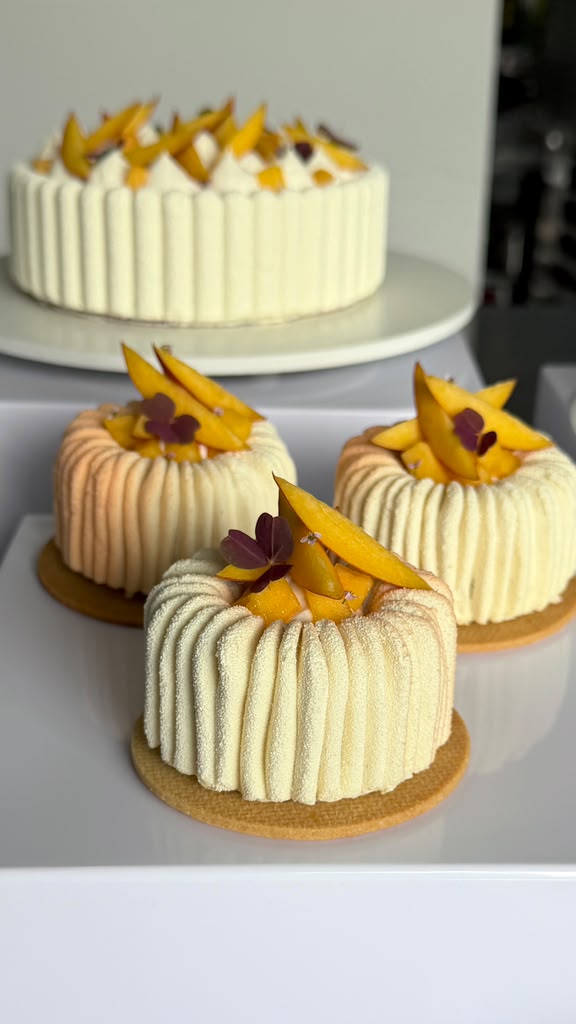 Mango Passion Charlotte